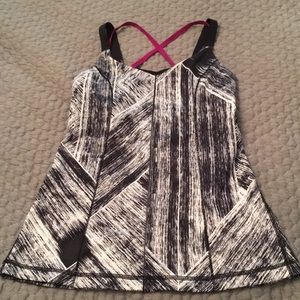 Lululemon tank